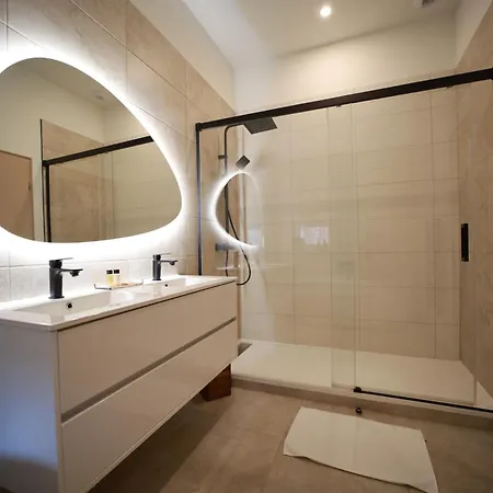 Loveroom La Lova Avec Privé Et Pièce Secrète Pamiers