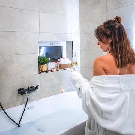 La Lova - Loveroom Avec Privatif A *